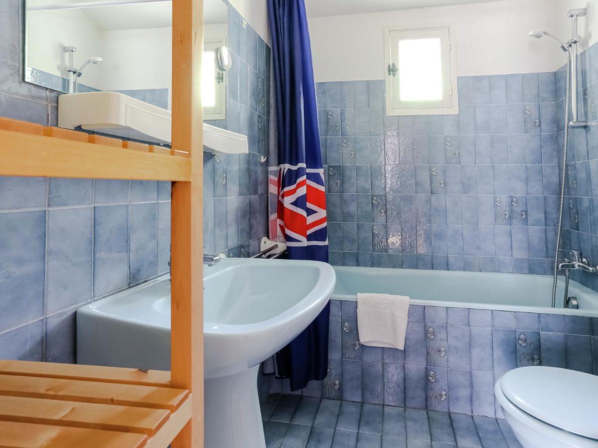 Snug Holiday Home In Bormes Les Mimosas With Pool Eksteriør bilde